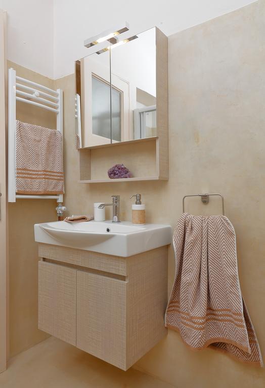 Oro'S Stylish Kolonaki Flats Next To Metro & Museums Apartment Athens Luaran gambar