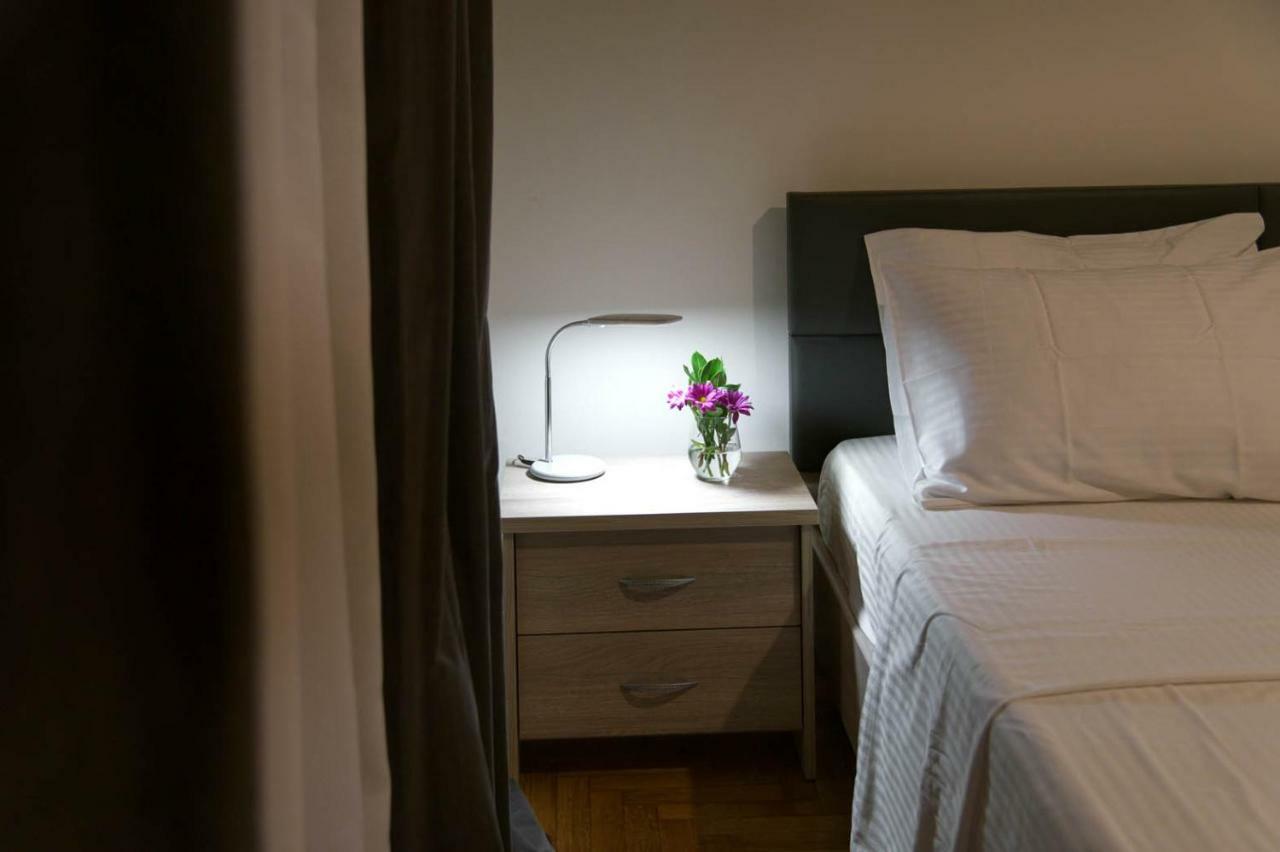 Oro'S Stylish Kolonaki Flats Next To Metro & Museums Apartment Athens Luaran gambar